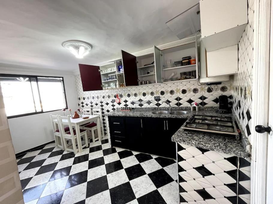 Belle Duplex With Terrace And Rooftop In The Heart Of Medina Tétouan Eksteriør billede